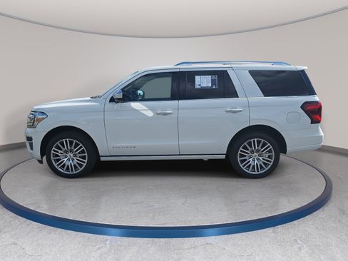Used 2022 Ford Expedition Platinum image 8