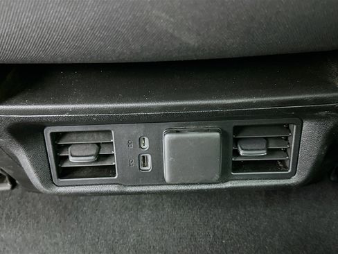 Used 2023 Chevrolet Silverado 1500 LT image 26