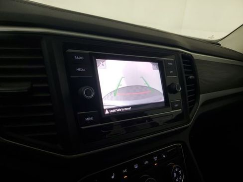 Used 2022 Volkswagen Atlas SE image 29