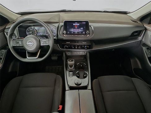 Used 2023 Nissan Rogue S AWD/4WD image 29