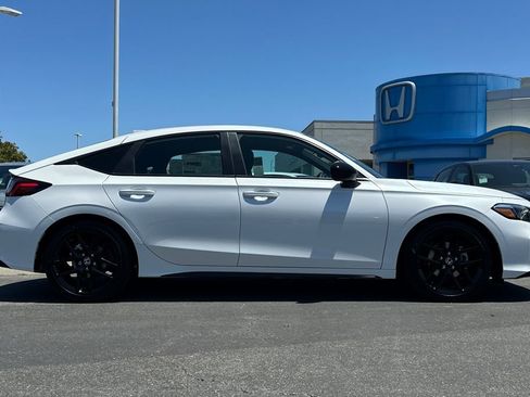 New 2025 Honda Civic Sport image 3