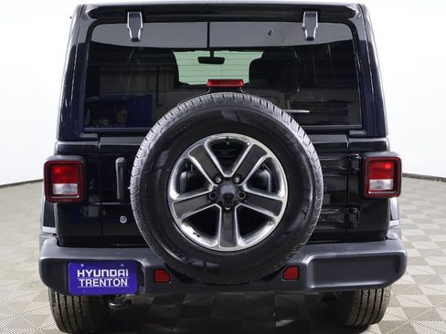 Used 2020 Jeep Wrangler Unlimited Sahara w/ Uconnect 4C Nav & Sound Group image 9