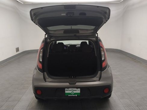 Used 2019 Kia Soul FWD image 29