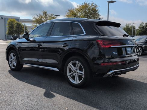 Used 2021 Audi Q5 e Premium Plus w/ Premium Plus Package image 13