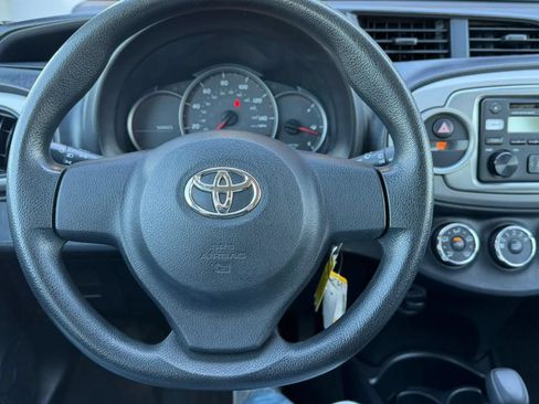 Used 2012 Toyota Yaris L FWD image 16