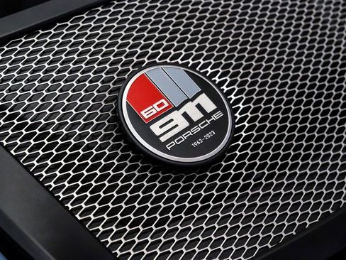 Used 2024 Porsche 911 GT3 RS RWD image 36