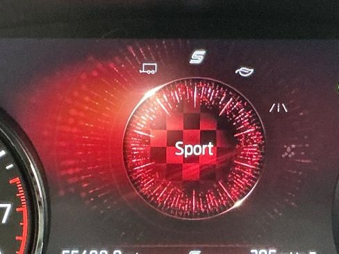 Used 2023 Ford Explorer XLT w/ Equipment Group 202A image 10