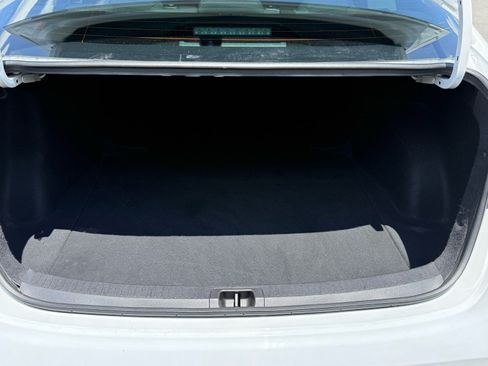 Used 2024 Toyota Corolla SE FWD image 20