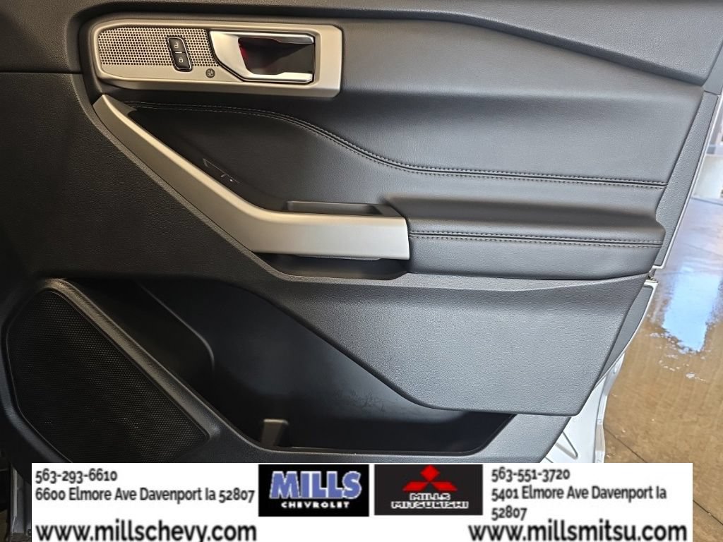 Used 2022 Ford Explorer Limited AWD/4WD image 22