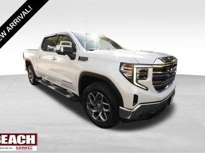 Used 2022 GMC Sierra 1500 SLT w/ SLT Convenience Package