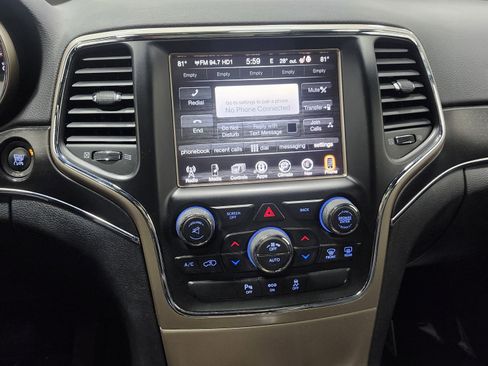 Used 2015 Jeep Grand Cherokee Limited w/ Luxury Group II image 34