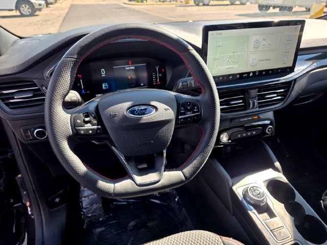 Used 2023 Ford Escape ST-Line w/ Tech Pack #1 AWD/4WD image 19