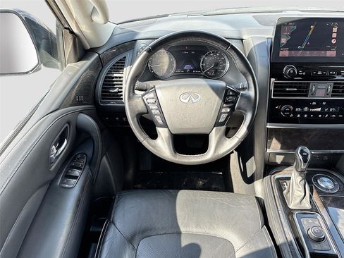 Used 2024 INFINITI QX80 Luxe image 23