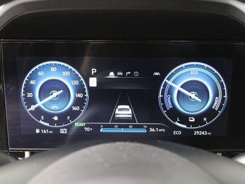 Used 2024 Hyundai Elantra Blue image 12