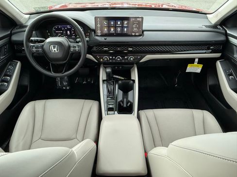 Used 2024 Honda Accord EX-L image 32