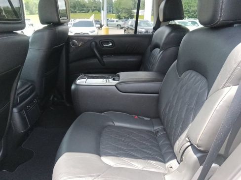 Used 2022 Nissan Armada Platinum w/ Captain's Chairs Package RWD image 29