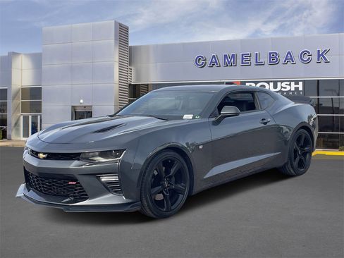 Used 2017 Chevrolet Camaro SS image 30