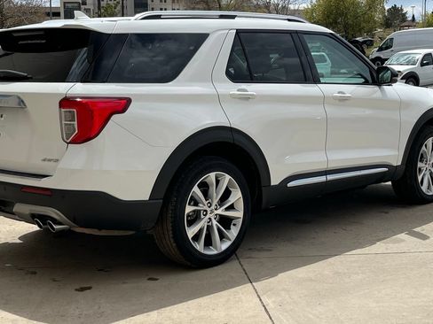 Used 2023 Ford Explorer Platinum w/ Technology Package AWD/4WD image 5