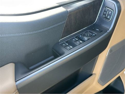 New 2026 Ford F250 Lariat w/ Lariat Ultimate Package image 38