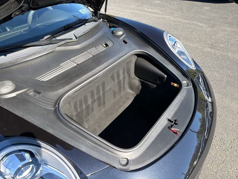 Used 2018 Porsche 911 Carrera T RWD image 42