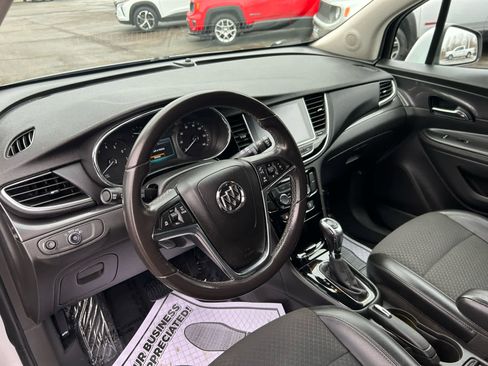 Used 2018 Buick Encore Preferred image 24