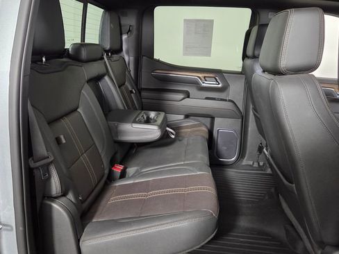 Used 2023 Chevrolet Silverado 1500 High Country w/ High Country Premium Package image 32