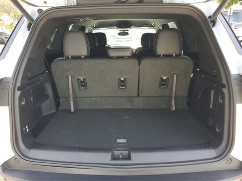 Certified 2026 Buick Enclave Preferred image 9