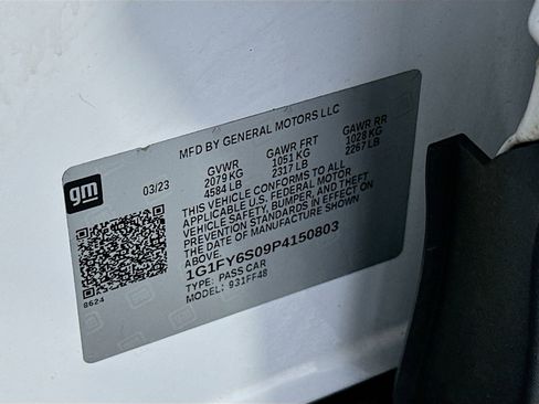 Used 2023 Chevrolet Bolt EUV LT FWD image 29
