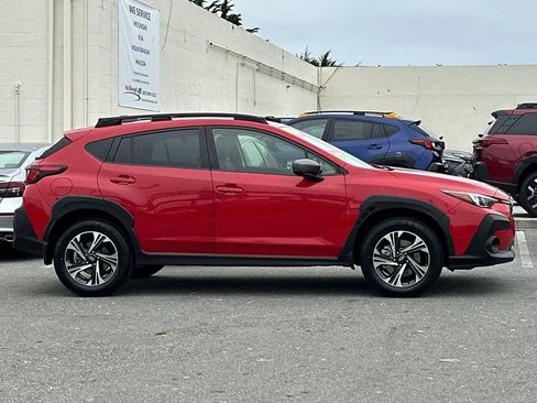 Used 2024 Subaru Crosstrek 2.0i Premium AWD/4WD image 2