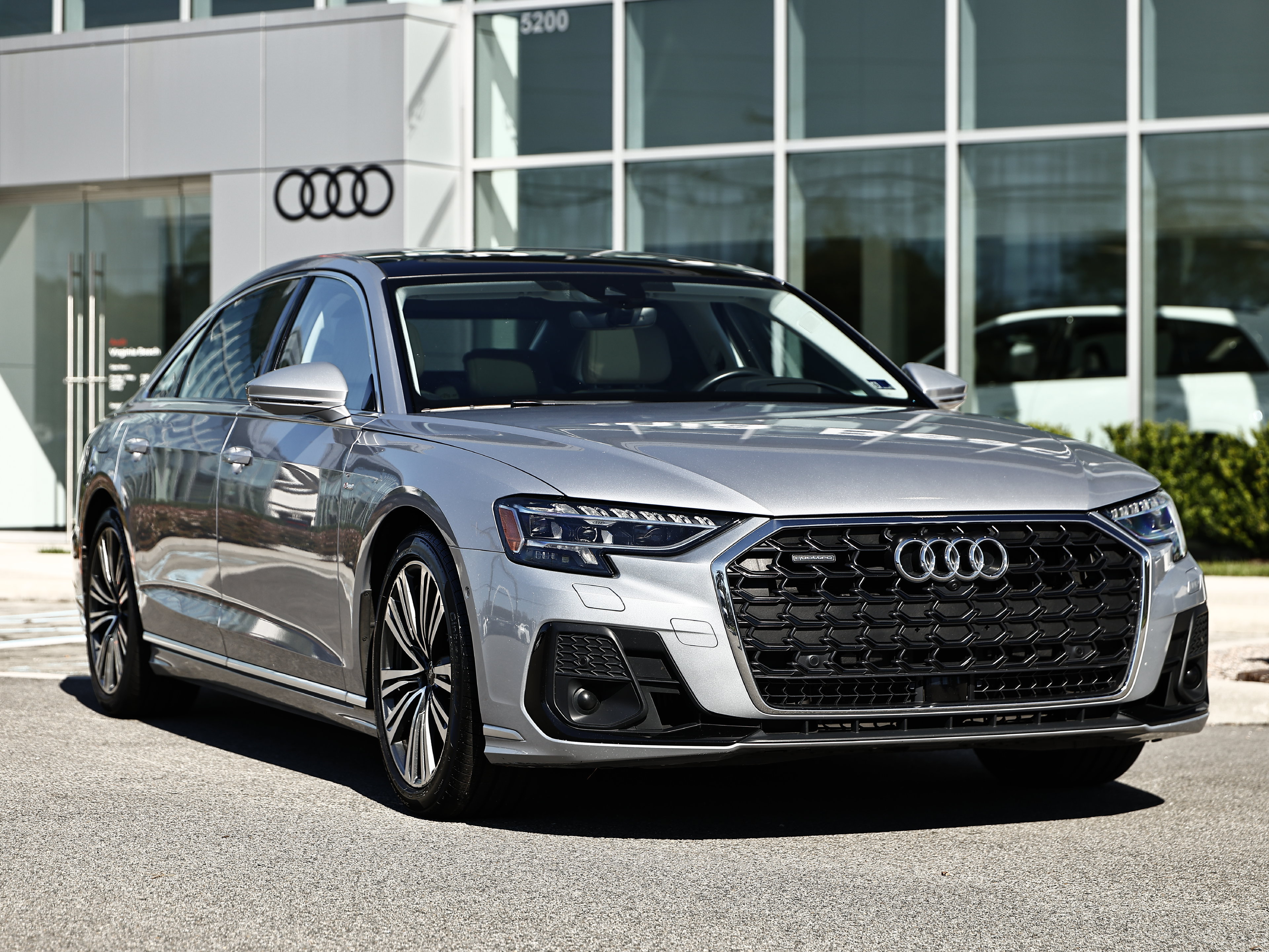 Used 2023 Audi A8 L 3.0T w/ Comfort Plus Package AWD/4WD image 2