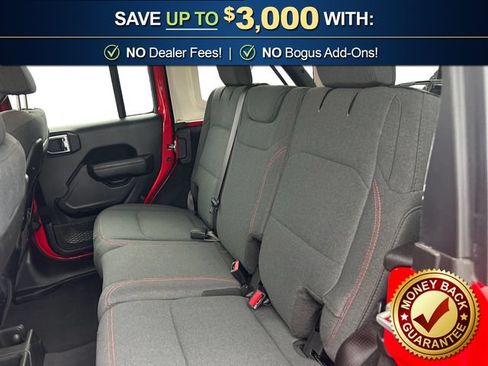 Used 2025 Jeep Wrangler Unlimited Rubicon AWD/4WD image 21