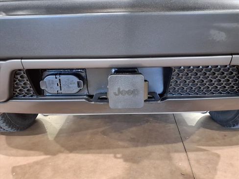 Certified 2022 Jeep Cherokee Trailhawk w/ Sun, Sound & Nav Group image 27