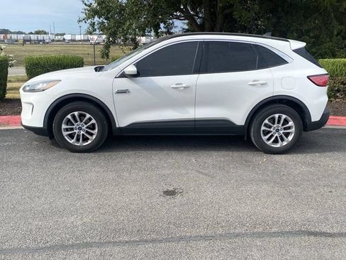 Used 2020 Ford Escape SE AWD/4WD image 2