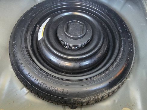 Used 2017 Nissan Juke SV w/ Technology Package FWD image 54