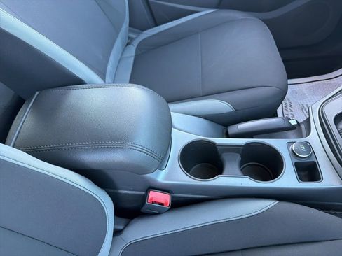 Used 2015 Ford Escape S image 37