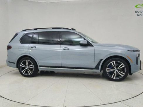 Used 2026 BMW X7 xDrive40i image 74