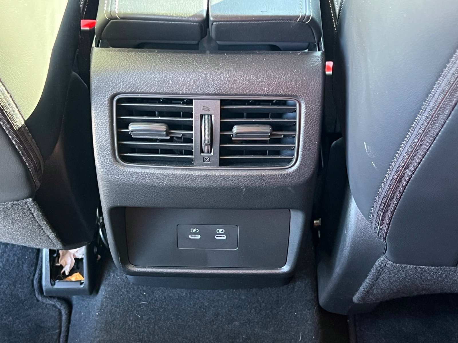 Used 2024 Nissan Rogue Platinum FWD image 19