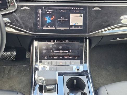 Used 2024 Audi Q7 3.0T Premium Plus image 25