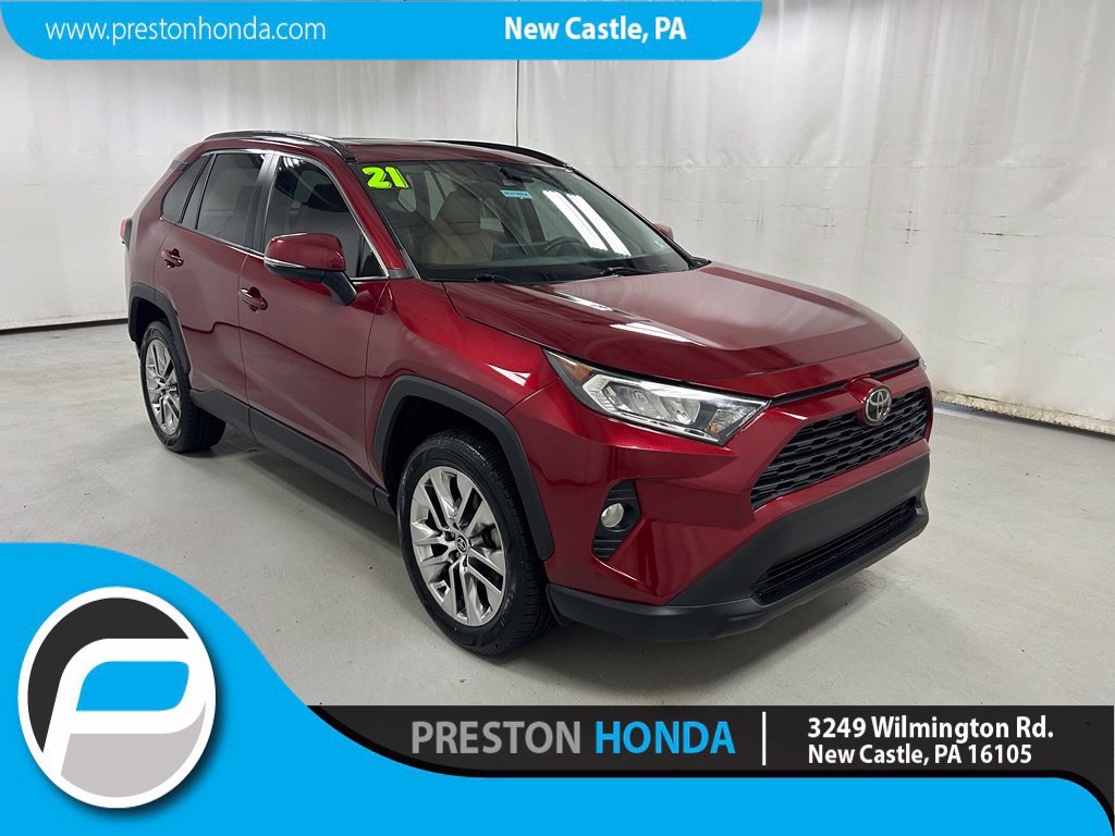 Used 2021 Toyota RAV4 XLE Premium FWD image 1