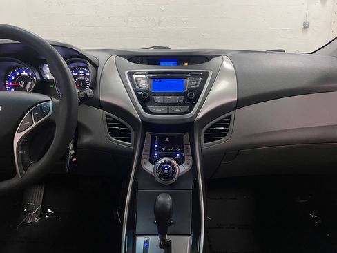 Used 2013 Hyundai Elantra GLS w/ Preferred Pkg FWD image 20