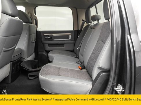 Used 2018 RAM 1500 Big Horn image 30