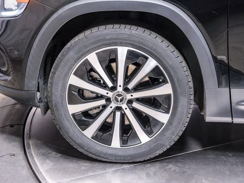 Certified 2023 Mercedes-Benz GLB 250 image 10