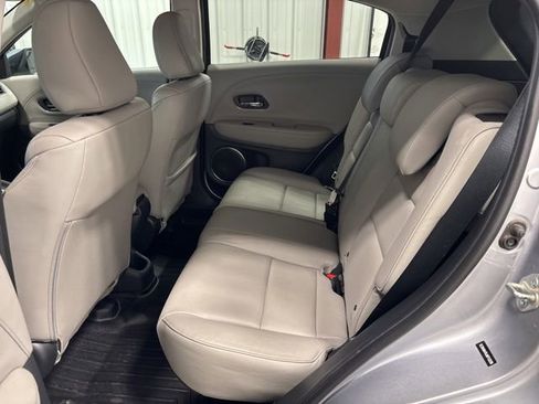 Used 2018 Honda HR-V EX-L image 16