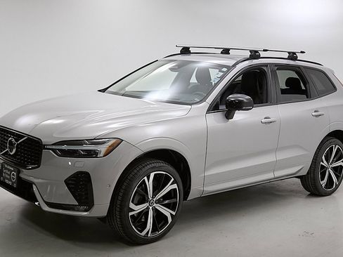 Certified 2023 Volvo XC60 B5 Ultimate image 7