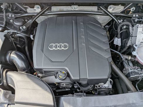 Used 2023 Audi Q5 2.0T Premium Plus w/ Premium Plus Package AWD/4WD image 37