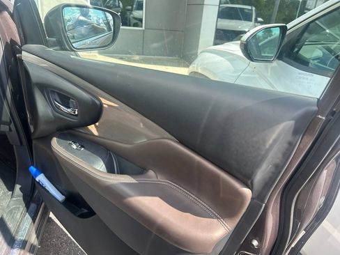 Used 2018 Nissan Murano SL w/ Moonroof Package AWD/4WD image 7