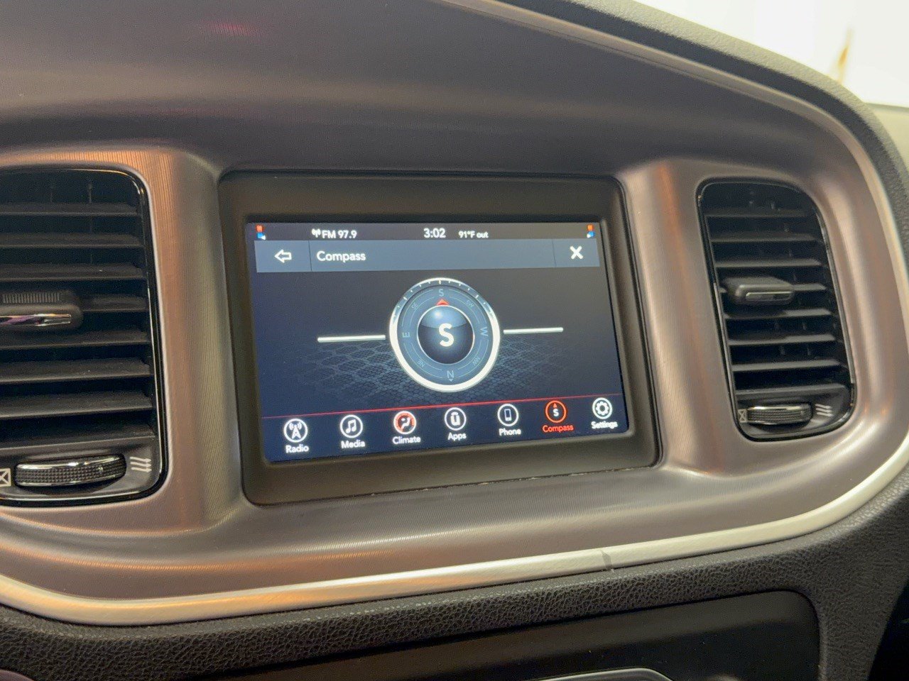 Used 2022 Dodge Charger SXT w/ Blacktop Package RWD image 23