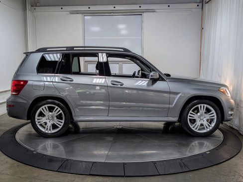 Used 2015 Mercedes-Benz GLK 350 4MATIC w/ Premium 1 Package image 10