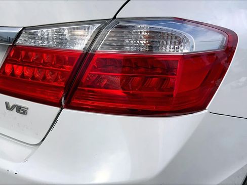 Used 2015 Honda Accord EX-L image 30