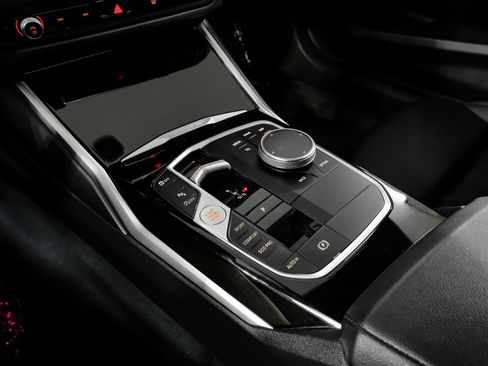 Used 2023 BMW 230i Coupe w/ M Sport Package RWD image 25